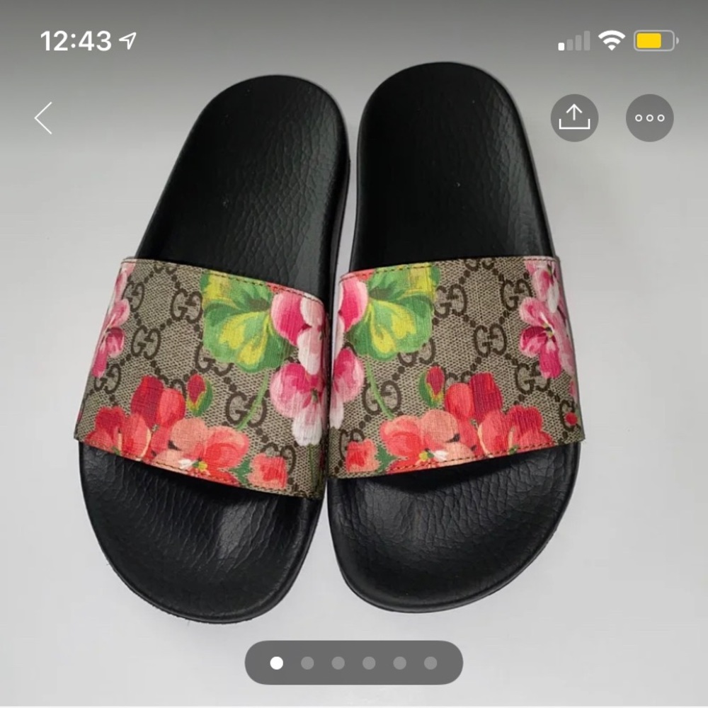 Sandal Gucci women good no box no bags size 6.5